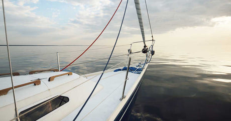 What Is A Good Size Sailboat To Live On? | Life of Sailing