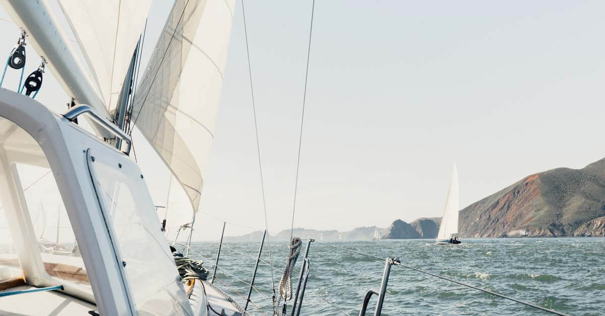 When is the Best Time to Buy a Sailboat? | Life of Sailing