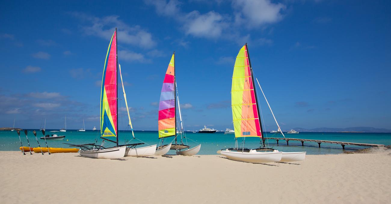 Best Shallow Water Sailboats | Life of Sailing