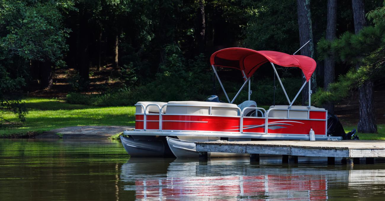 Where Is The Fuse Box On A Pontoon Boat? | Life of Sailing