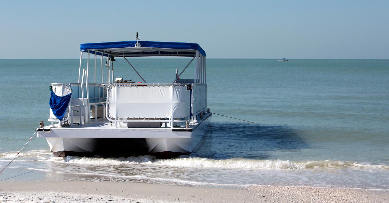 How To Beach A Pontoon Boat | Life of Sailing