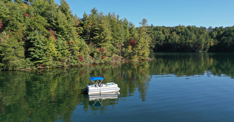 How Fast Can Pontoon Boats Go? | Life of Sailing