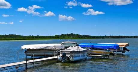 What To Avoid When Buying A Pontoon Boat | Life of Sailing