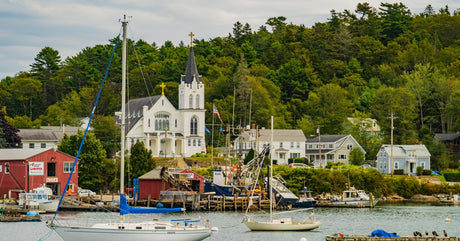 Can You Sail In Maine In October? | Life of Sailing