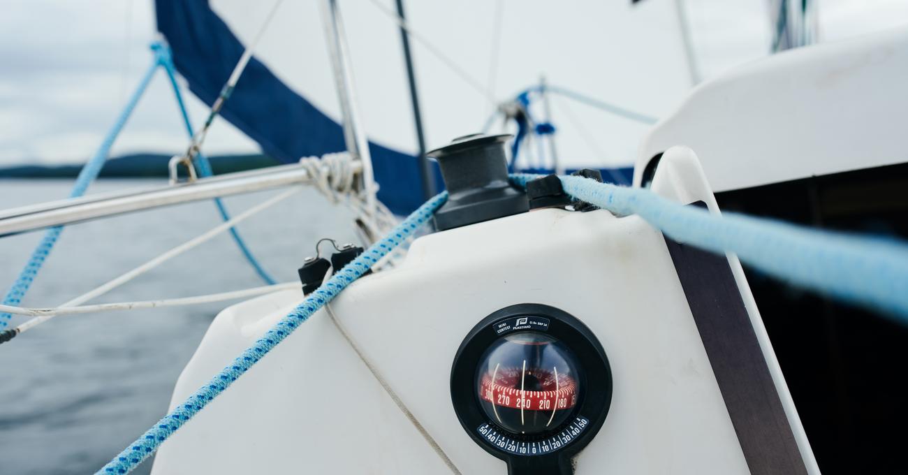 Best Sailing Racing Compasses | Life of Sailing